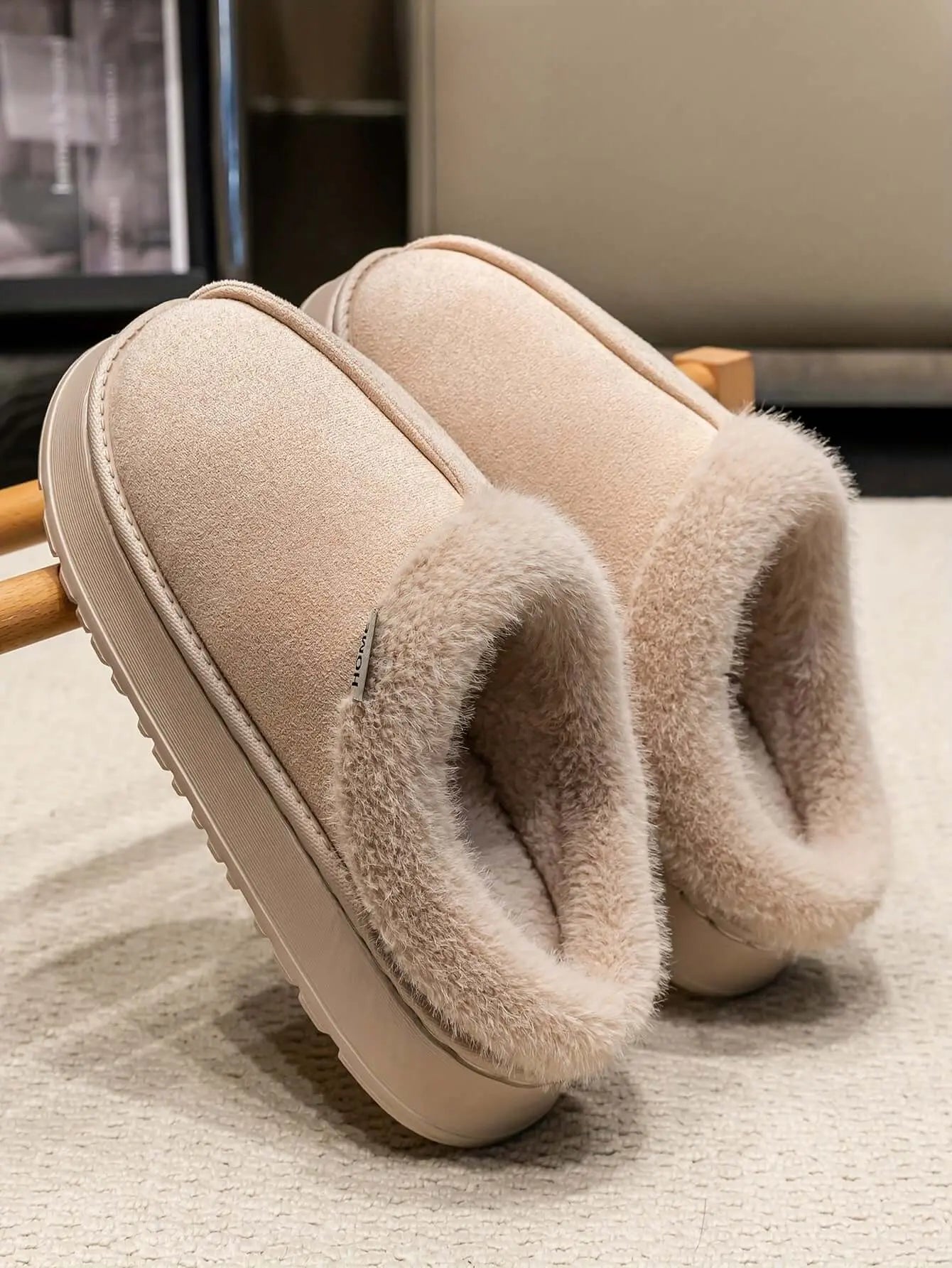 LUXEHAEVEN Cozy Plush Winter Slippers - Non-Slip & Stylish