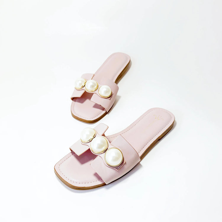 2021 New Wholesale Womens Shoes Summer Pearl Beach slippers European and American H-button Flat Bottomed Open Toe Sandals