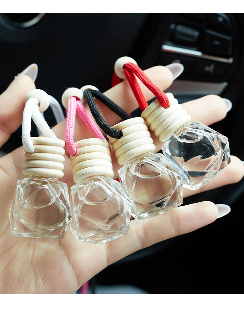 Car perfume, a fragrance used for car interior accessories, a long-term car air freshener, keep fresh and clean scents.