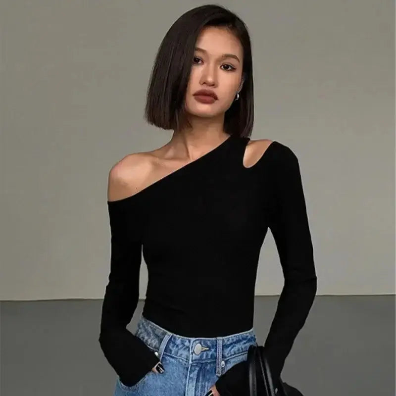 LUXEHAEVEN Fashion Skew Collar Off-shoulder Crop Top