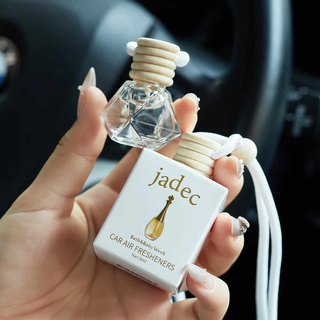 Car perfume, a fragrance used for car interior accessories, a long-term car air freshener, keep fresh and clean scents.