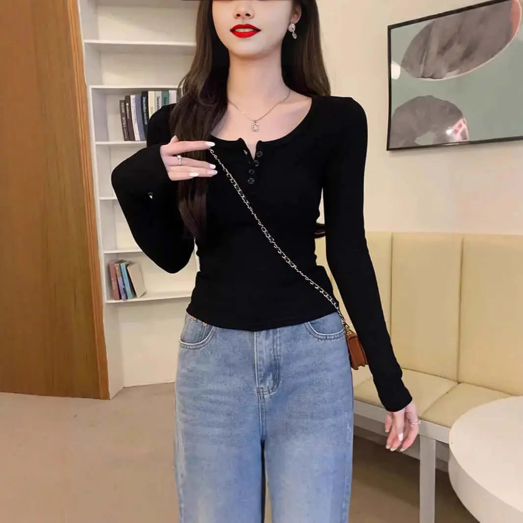 LUXEHAEVEN Solid-color U Neck Slim Fit Semi Scoop Neck Base Layer Top