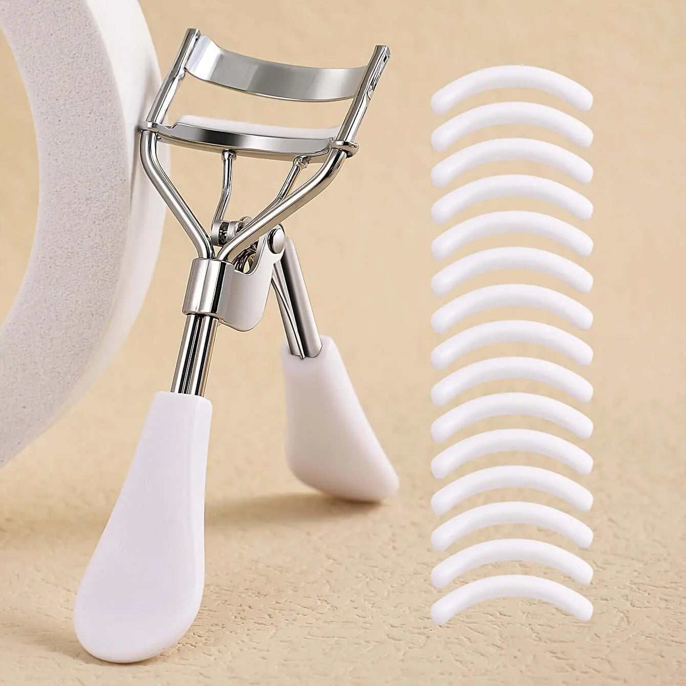 LUXEHAEVEN Eyelash Curler & 15 Pads - Perfect Curling Tool