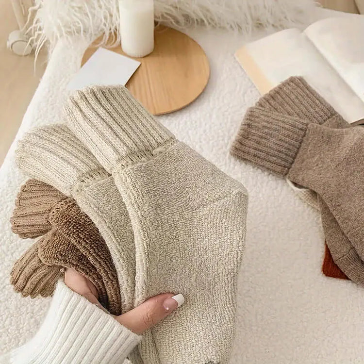 LUXEHAEVEN: 5-Pack Thick Winter Mid-Calf Socks