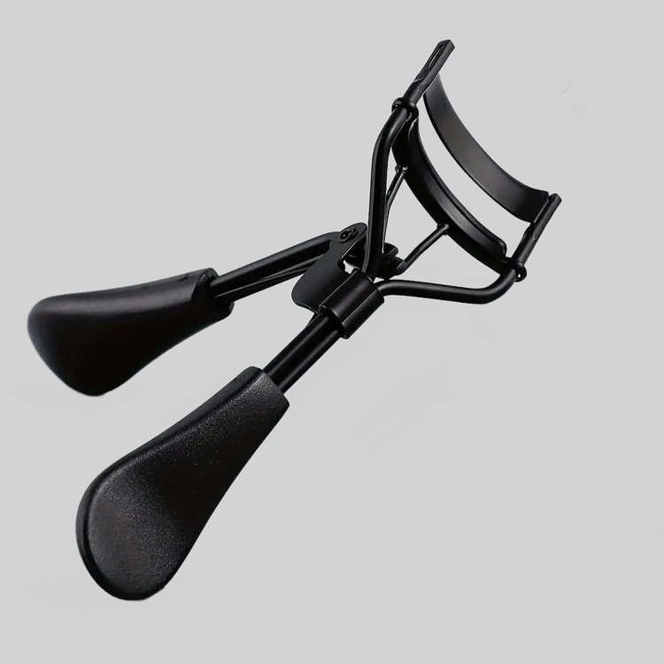 LUXEHAEVEN EyELash Curler & 15 Pads - Perfect Curling Tool